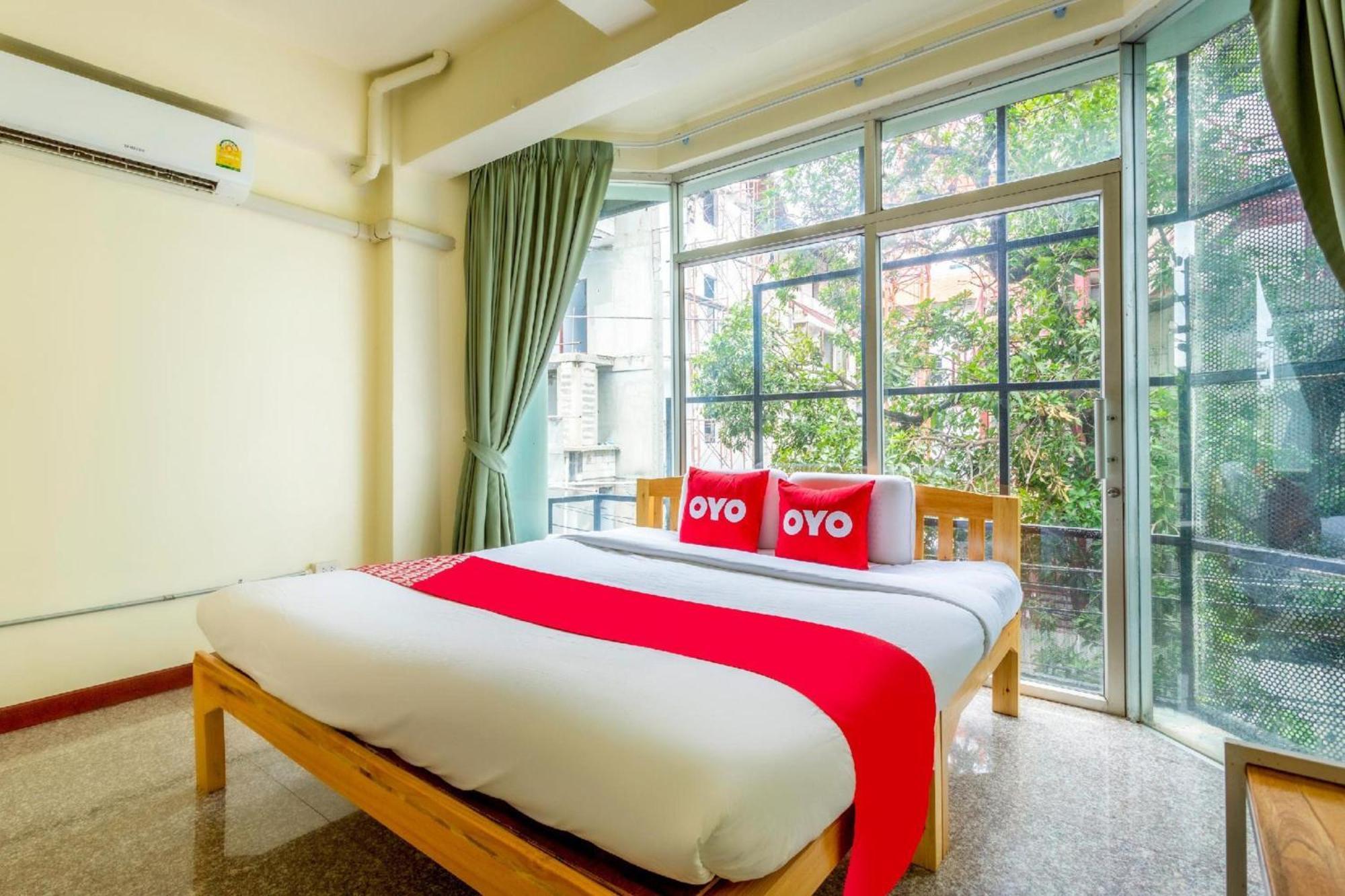 Oyo 928 Leaf Hostel Чиангмай Экстерьер фото