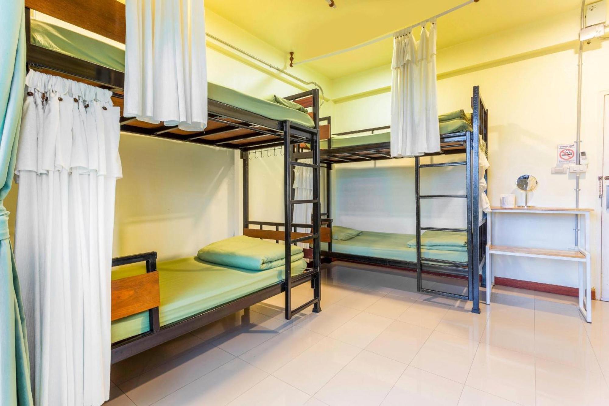 Oyo 928 Leaf Hostel Чиангмай Экстерьер фото
