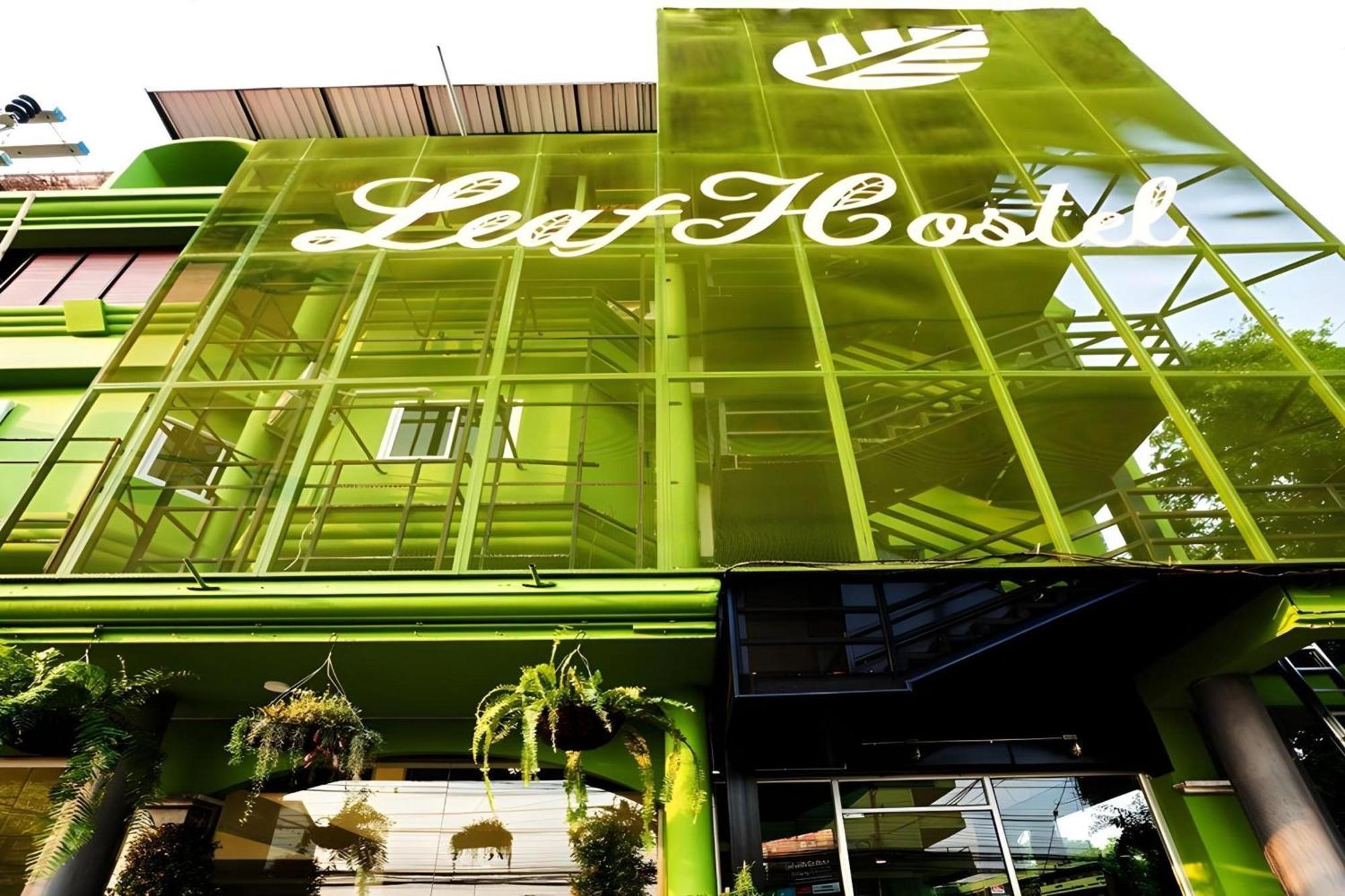 Oyo 928 Leaf Hostel Чиангмай Экстерьер фото